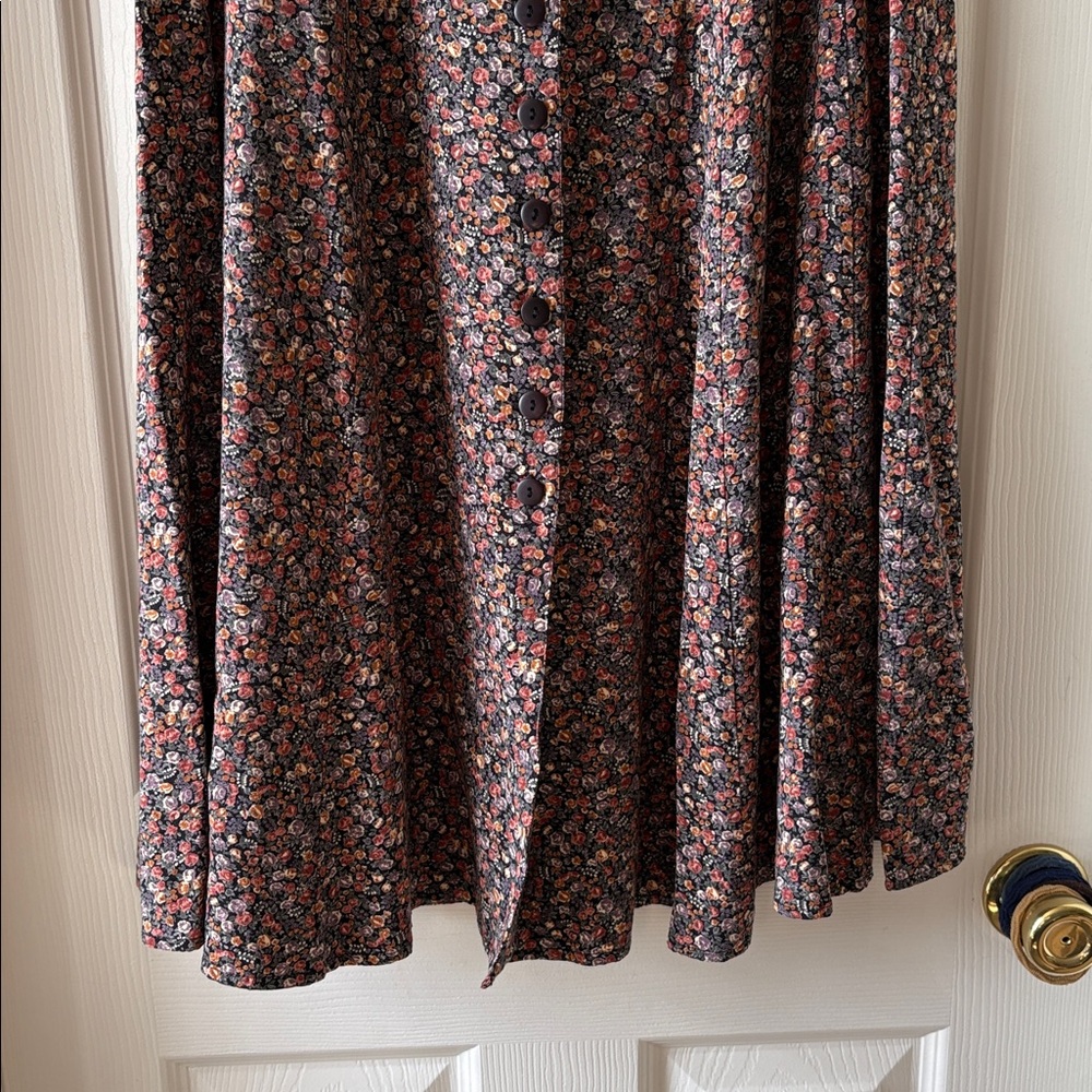 Floral Button-Front Maxi Skirt - Picture 3 of 7